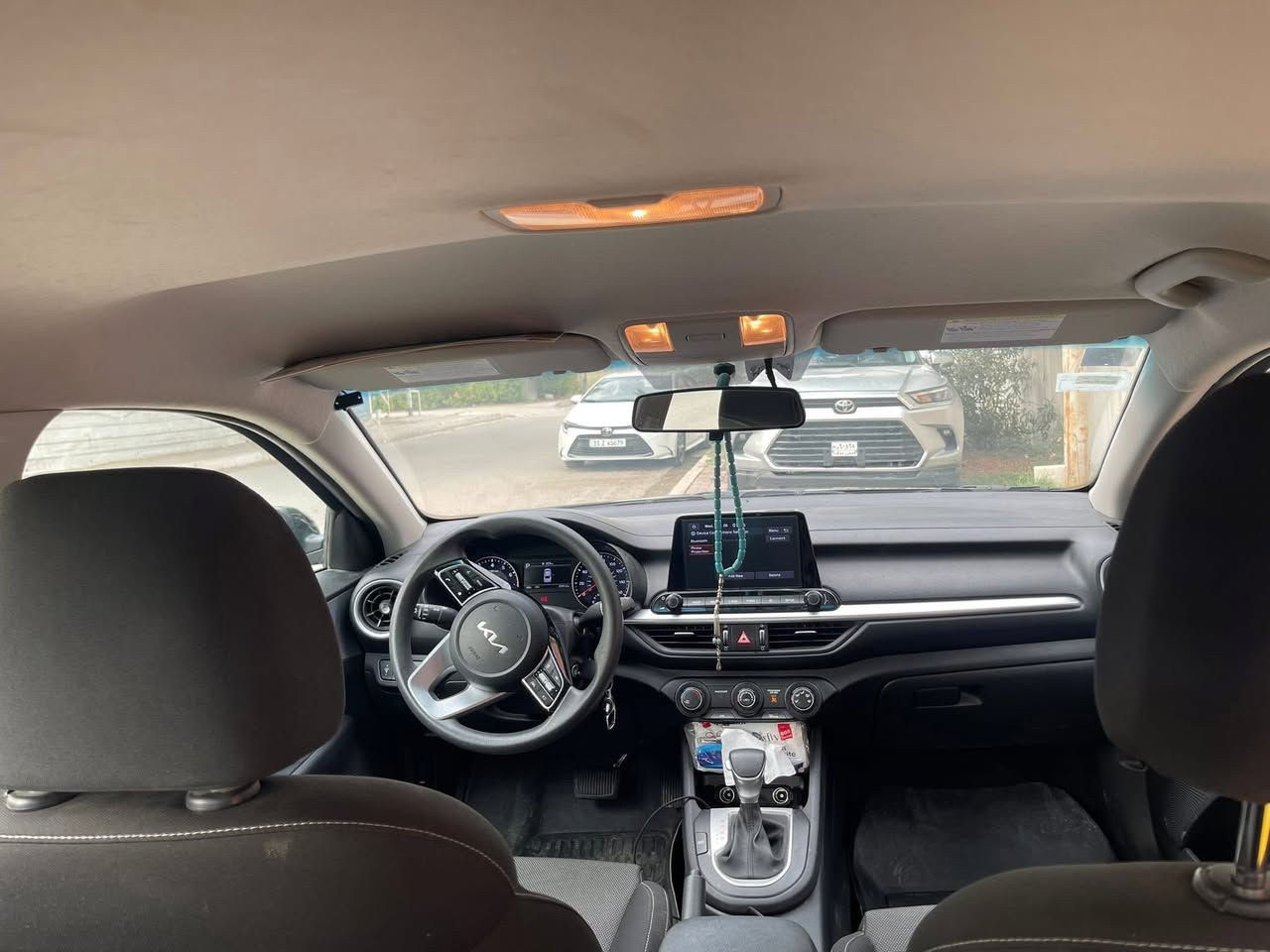 فورتي موديل 2023
ماشيه ٢٢
كفاله عدا البنيد امبدل حادث سطحي بدون ارباك ولاداخل 
مكان بغداد رقم بغداد بسمي
كلش وضح كدامك صور سونار وحادث 
السعر157بيهامجال
***********
