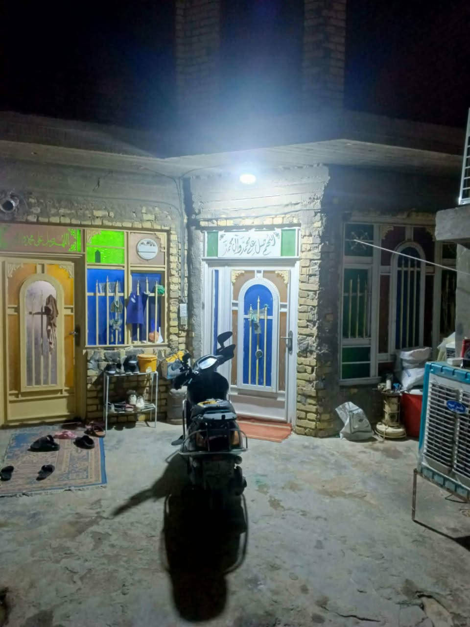 السلام عليكم بيت للبيع بل دبيه ثانيه 162متر
الواجهيه 6وبع ونزال 25

السعر مطلوب 85 

اتصل ***********
