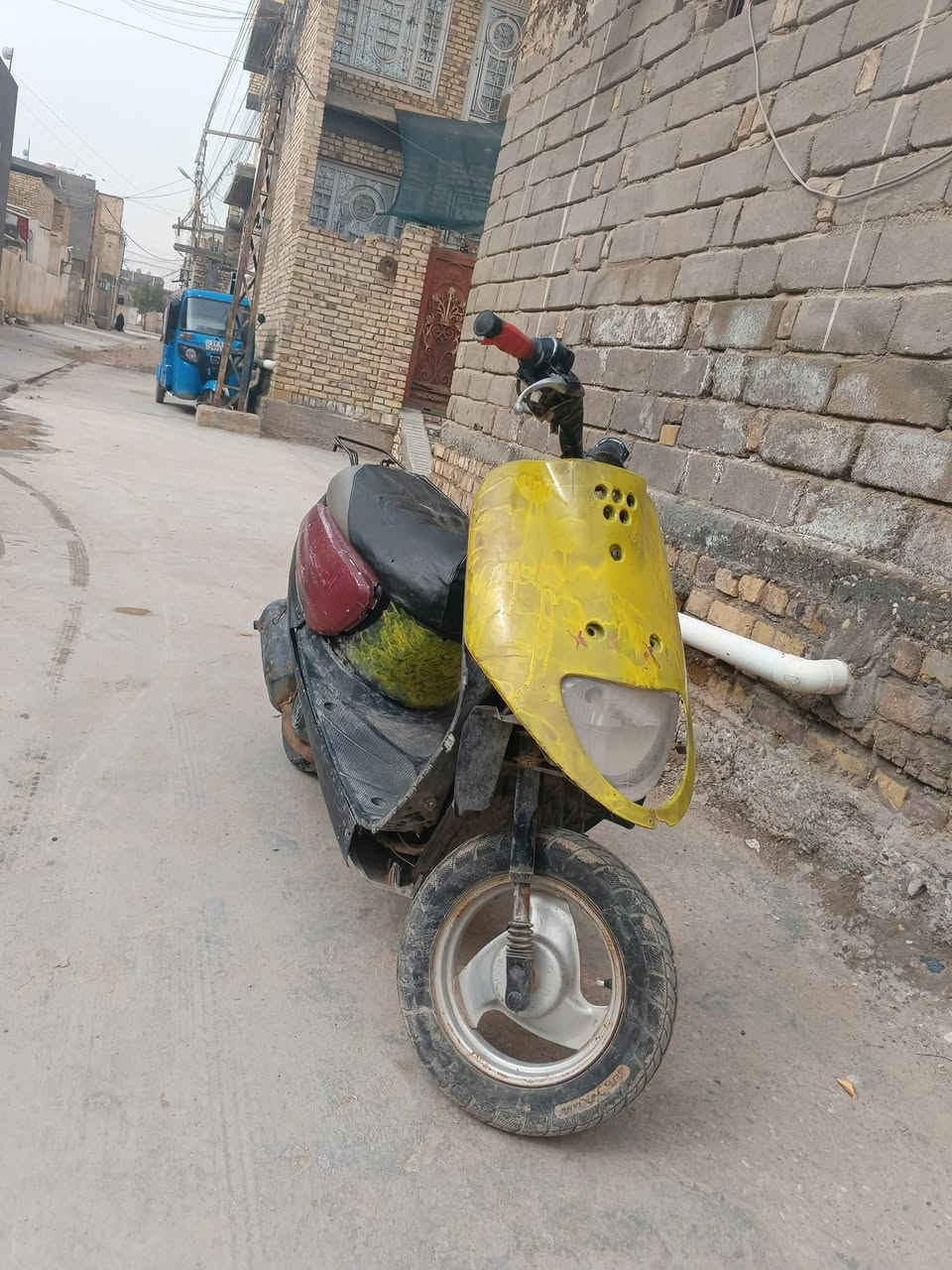 السلام عليكم
دراجة60للبيع 
شغاله من كل النواحي هندر سلف ماعوزهه شي تجي تاخذه وتروح السعر 200 وبيه مجال للطيبين للتواصل عبر هاذه الرقم*********** المكان سوق الشيوخ
