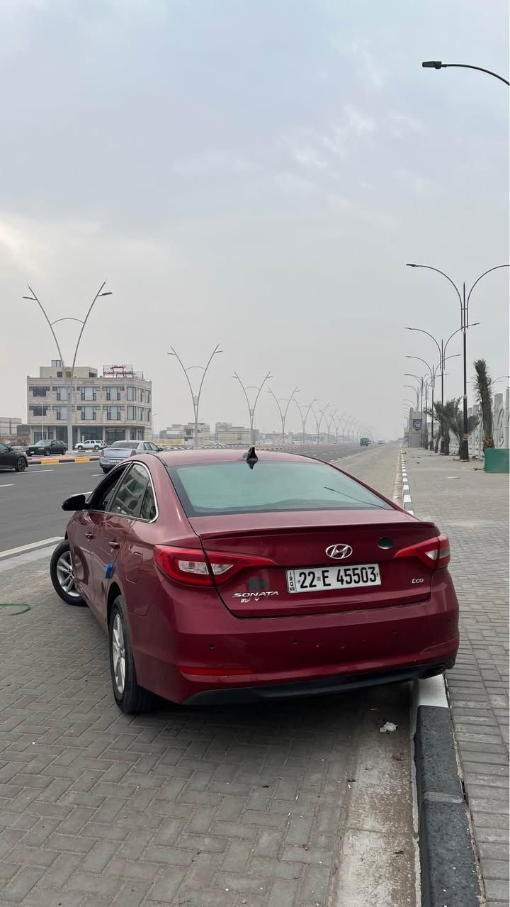 السلام عليكم 
للبيع سوناتا 2016 
وارد امريكي السياره وداخلها بيجي
مكينه توربو جديده 
السياره جاهزه من كلشي 
السياره  فقط تبديل دعاميه وايرباك الدشبول طاك بدون دواخل ولا تبديل بيها قطع صبغ نص الباب الوره السايق والهلال 
رقم السياره اربيل 
السعر 107 وبيها مجال بسيط 
***********
العنوان البصره الدير البصرة, العراق
