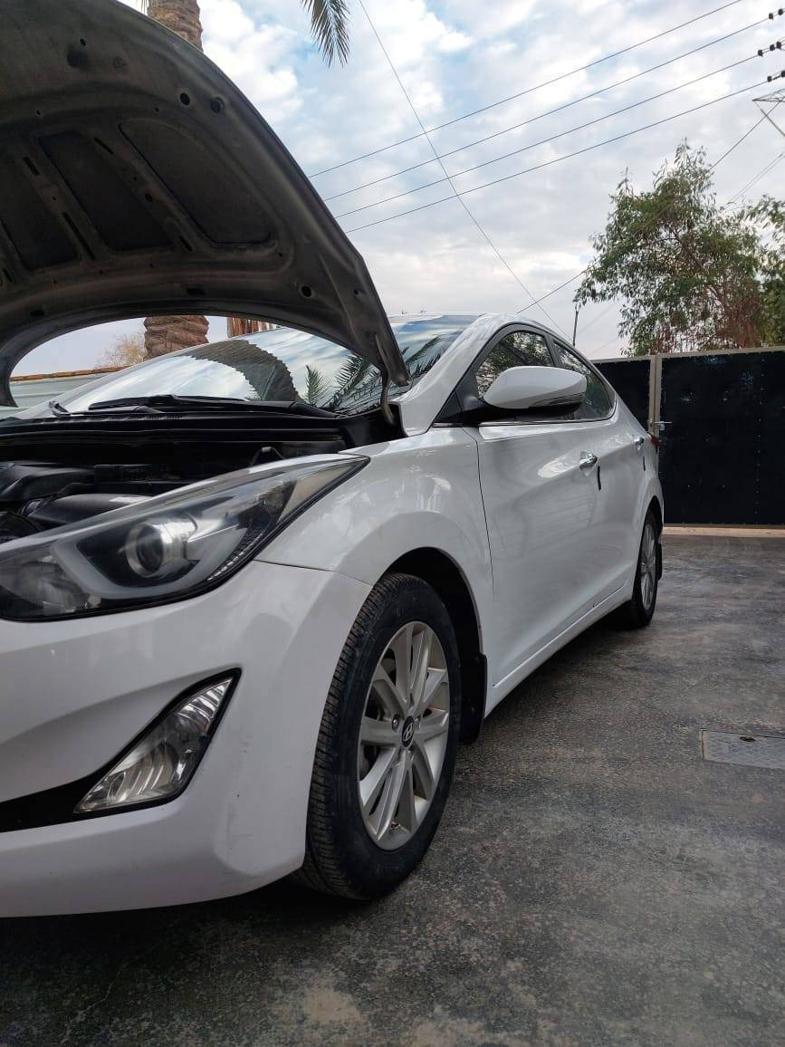 السلام عليكم
سياره الانترا للبيع خليجي
موديل 2015 مواصفات GLS اعلا فئه فول ما عدا البصمه 
سياره جاهزه من كلشي مابيها اي نقص 
رقم بغداد شرط تحويل ثاني يوم 
سياره مكفوله من الضربه مثل ما موضح بالسونار بيها بعض الملاحظات 
السياره سعرها 130 
مكانها بغداد/ ابو غريب / الحمدانية 
رقم الهاتف 
***********
***********
