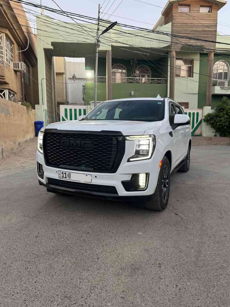 السلام عليكم
للبيع جمسي يوكن 2024 AT4 وارد امريكي ( بتره ) محرك 8 سلندر ( 5300 ) رقم بغداد الدولي الجديد باسمي تحويل ثاني يوم ماشية 35 الف السيارة فوول موصفات للاخير 
مواصفاتها :
فورويل
جكات
كاميرات 360 درجة
كشنات منفصل (  vip )
5 انظمة قيادة
داتاشو
بانوراما
شاشة ديجتال
تدفئة و تبريد كشنات خلفية
تدفئة كشنات خلفية
تدفئة ستيرن
بصمة تشغيل
بصمة ابواب
تشغيل عن بعد
مري شفط
دوسات كهرباء
صندوق كهرباء
رادارات امامية و جانبية و خلفية
حساسات امامية و خلفية
نقطة عمياء
سايد بريك بصمة
نظام خروج عن المسار
نظام النزول من المنحدرات
اوتو ستوب
كشنات كهرباء
وباقي مواصفات اليوكن معروفة

السيارة بيها صبغ جاملغ امامي صفحة السايق و ربع باب السايق و ربع البنيد فقط السيارة جاهزة بدون اي نقص ربع ماتصرف عليها محرك وكير كفالة 

مكان السيارة / ديالى - بعقوبة
للاستفسار / ***********
