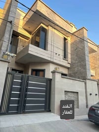 شارع الكرامة المشجر • ١٤٠م • ٤غرف