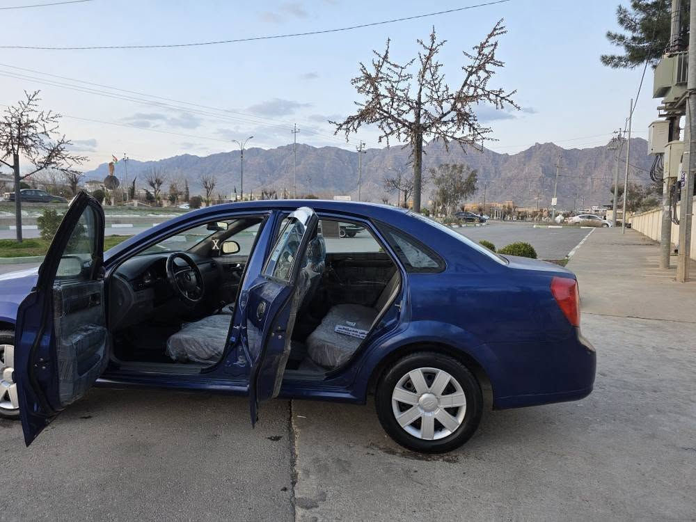 فرۆشتنی خێرا 
هەرزانترین نرخ لەتەواوی بازار 
نمونەی جوانیو خاوێنیم هیناوە ماڵی دۆستە 
ئۆپترا گێر حادی ئارم پلاستیک بەشەرت سەنەوی ئەسڵی واتا ئارموو تاحویل هەموو کوردستانی پیبگەری بەشەڕتە داحموو لیدراوی نیە مووس براوە بەشەڕتە تەنیا سیپارچەی بۆیاخە 
گێروو مەکینەو کامل تندو تۆڵی کارەبای مەزبووتە چوار ویلو تایەو کەپی لۆک لۆکی لەژیرە پاتری نویە 
بەراستی ماڵی دۆستەو چرپەی تیانیە ناو دەری یەک لەیەک جونترە 
جام کارەبایە بلوتوزە بەنزین کەم داخوات بەراستی ماڵی فەقیرە
شوێن رانیە *********** نرخ $38 k رانية, السليمانية
