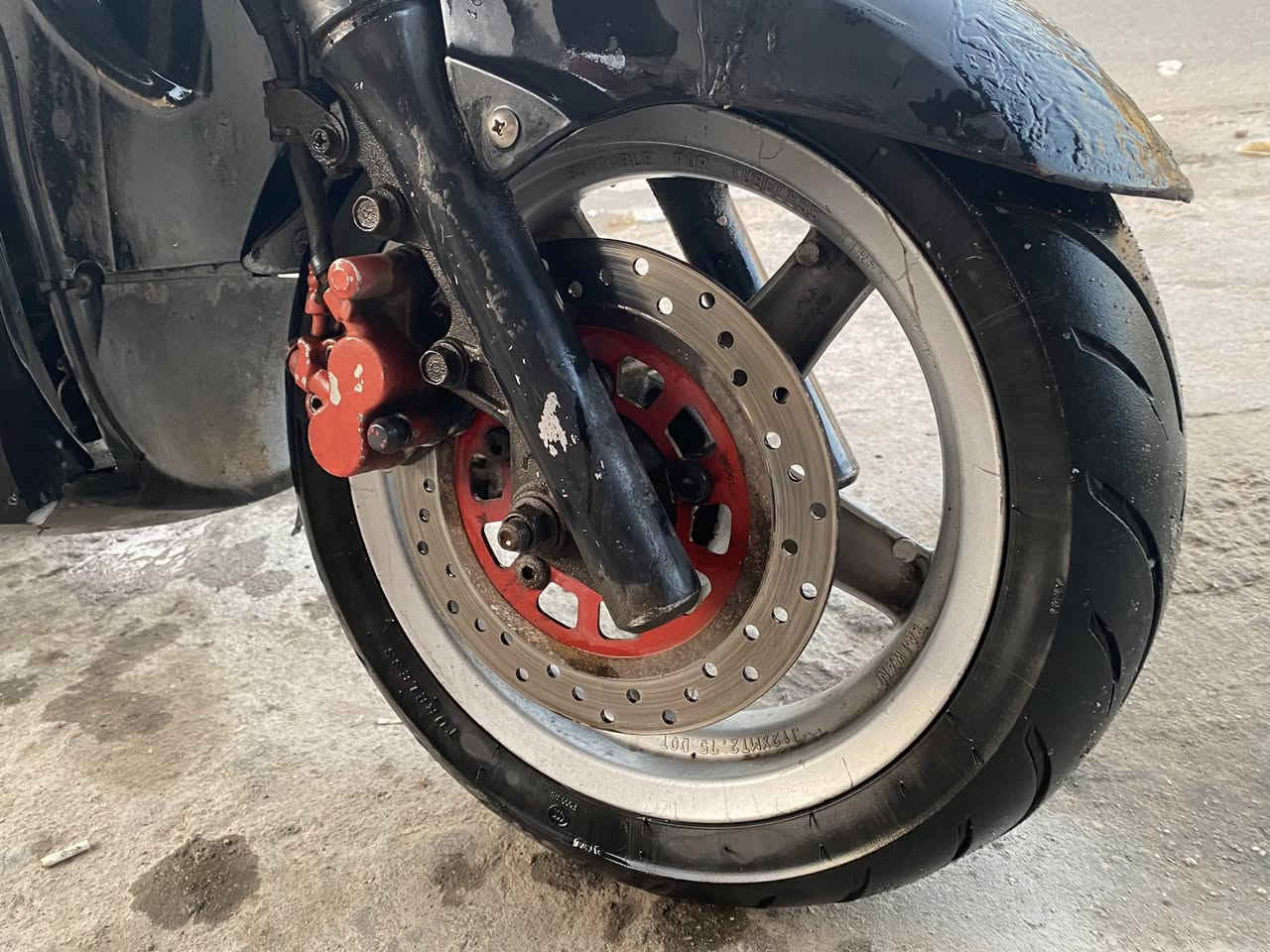 لام عليكم عندي سكنس نثيه 140  البيع       1-كابريتر جديد2-كلجات جديده امامي وخلفي 3-تايرات جلاتيني  امامي وخلفي 4- صدر جديد 5-بركات جديده دراجه تعمير تجفيت جديد 52بلادي  مكاني بغداد بياع سعره350وبيها


**إذا كنت صاحب هذا الإعلان وتريد حذفه لأي سبب، رجاءا أرسل رسالة إلى الدعم الفني**