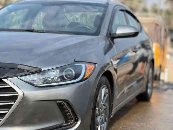 السلام عليكم اخون عندي هاي سيارة النترة موديل 2017 وارد امريكي داخله كلين تيتل وهنا صار عدنه شخط بل جمرلوغ خلفي وصبغته يم قبق  شرط كفاله من دواخل محرك 2000 دوش سيارة محرك وكير خير من الله رقم بغداد دولي جديدة تحويل ثاني يوم مشروع وطني سيارة ماشيه 105 كير  Ate سيارة صدر أمامي خلفي مكفولت كفاله سيارة  سيارة جديدة لوك على كل عيب وين يعجبك افحص لتخلي شي بنفسك سونار موجود بيهة تفاصيل أكثر موجود تقرير امريكي موجد  موضحلك كلشي تجي تشوف وشتريد اني حاضر  تحكم ستيرن جهتين كمرة خلفيه شاشه مواصفات خاصه مكاني ديالى بعقوبه شراي يتصل ويدلل وهاذة رقمي ***********.      سعر السيارة 122 وبي مجال شراي يتصل ويدلل
