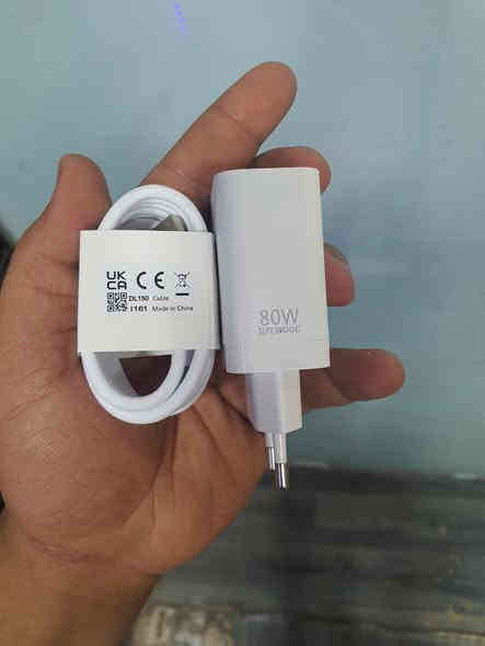 شاحن ريلمي اصلي بلادي شركة شرط الفحص مثل الصورة
اذا ماطلع شحن SuperVooc عداد كسرة امام المندوب
شاحنه ريلمي 120 واط 👈السعر 20 الف
شاحنه ريلمي 80 واط 👈السعر 15 الف
شاحنه هونر 66 واط 👈 السعر 25 الف
كيبل ريلمي اصلي شحن 120Wسوبر فوك👈10 الاف
كيبل هونر وهواوي اصلي يدعم شحن100واط👈10الاف
للــــــــطلب فقط عبر الواتساب ***********
العنـــــ✍️ـــوان 
محافظــــة - واســـط - الكــــوت - مـــركز المدينــــة 
التوصيـــــل متوفــــر 6 الاف لجـــميع المحافظات💨🚕
