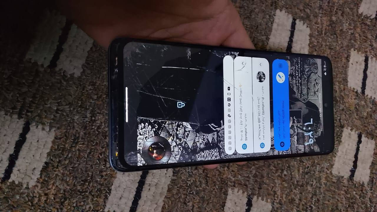 سلام عليكم جهاز موترله اذكره 128 +60 فريم بوبجي بس هذا الكسر مثل مموضح بصوره مامئثر بكلشي  نت تصال صوت كله كامل السعر 50  

*********** بي واتساب.
