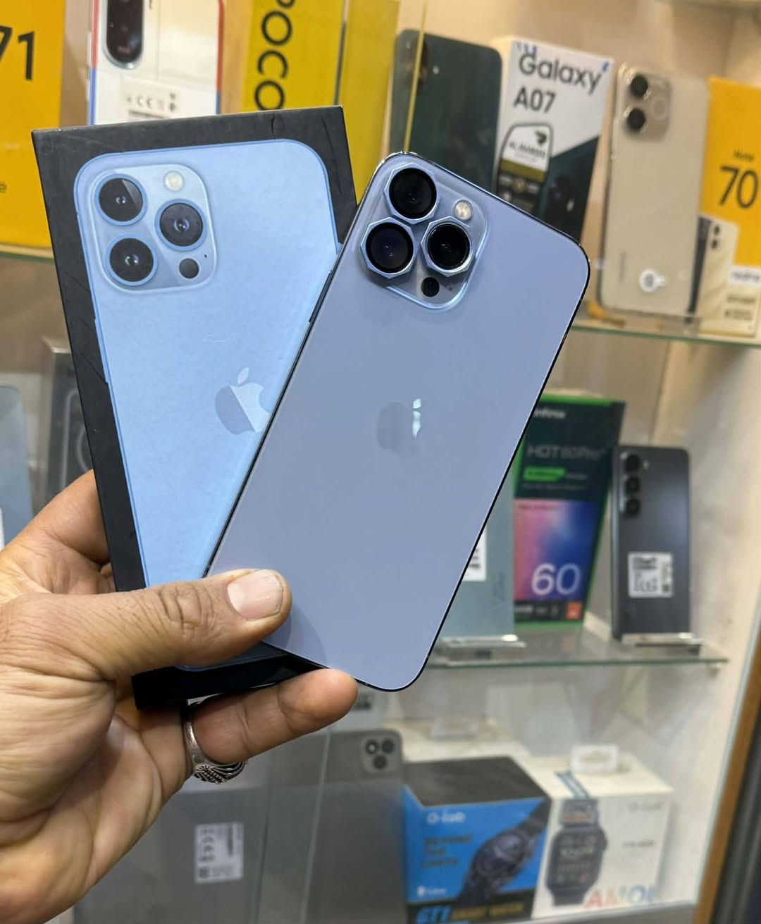 iPhone 13 Pro Max 

توفر آيفون 13 بروو ماكس مستخدم نظيف💯 ذاكره 256 

بطارية 92% 🔋🔋 الجهاز شرق أوسط ماستر AAA اللون المميز + درع للجهاز 

 ولاصق شاشه أصلي + شاحن معتمد 🔌🔌🔌 

👈👈 للطلب والاستفسار مراسلة الصفحة 👉👉

🌞🌞🌞 الشمس للألكترونيات والألعاب   🌞🌞🌞

PS5🔹️PS4🔹️PS3🔹️360🔹️XBOX🔹️PC🔹️
🎮 اجهزة العاب
🎧 اكسسوارات
📀 اقراص العاب
💸 بيع & شراء & مراوس
⚙️ صيانة جميع اجهزة الگيمنك والجويستك وال PC
💾 تنزيل الالعاب لكافة الاجهزة
ps3-ps4-xbox360-xbox series

🌞🌞🌞 تابع الصفحة لمعرفة أخر العروض 🌞🌞🌞

🕒 اوقات العمل يومياً من الساعة ال9 صباحا ولغاية الساعة 11 ليلاً

📲  واتساب - ***********  📞📞

     🚖🚖 يتوفر توصيل لجميع محافظات العراق 🚖

 عنوان المركز/ بابل الحمزه الغربي /قرب فلكة الساعه 
✔️ ✔️✔️ مجاور شاورما ابو العبد  ✔️✔️✔️👇👇 تابع الصفحة لمعرفة أخر العروض والتحديثات 👇👇
