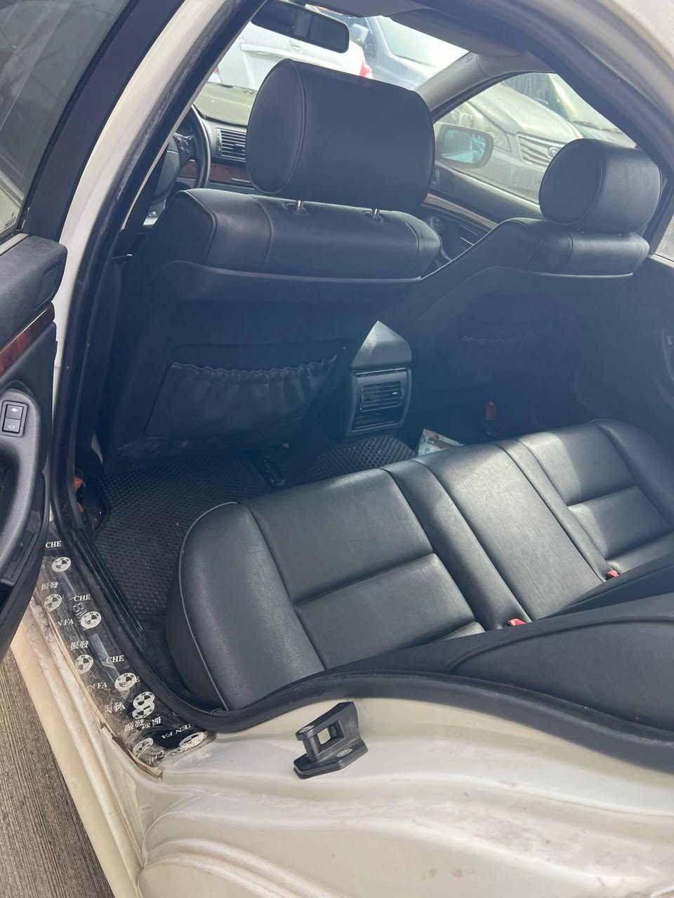 وصول حاويه bmw بدي قديم ٥٠٠ وصقر وخفاش شتريد متوفر  العنوان موصل الفرع الاول كوكجلي مجمع اسود الرافدين. الفرع الثاني موصل صناعه البراوي مقابل ناصر الجبوري وقرب عقيل الصباغ 
***********
***********
يوجد توصيل كافه المحافظات
