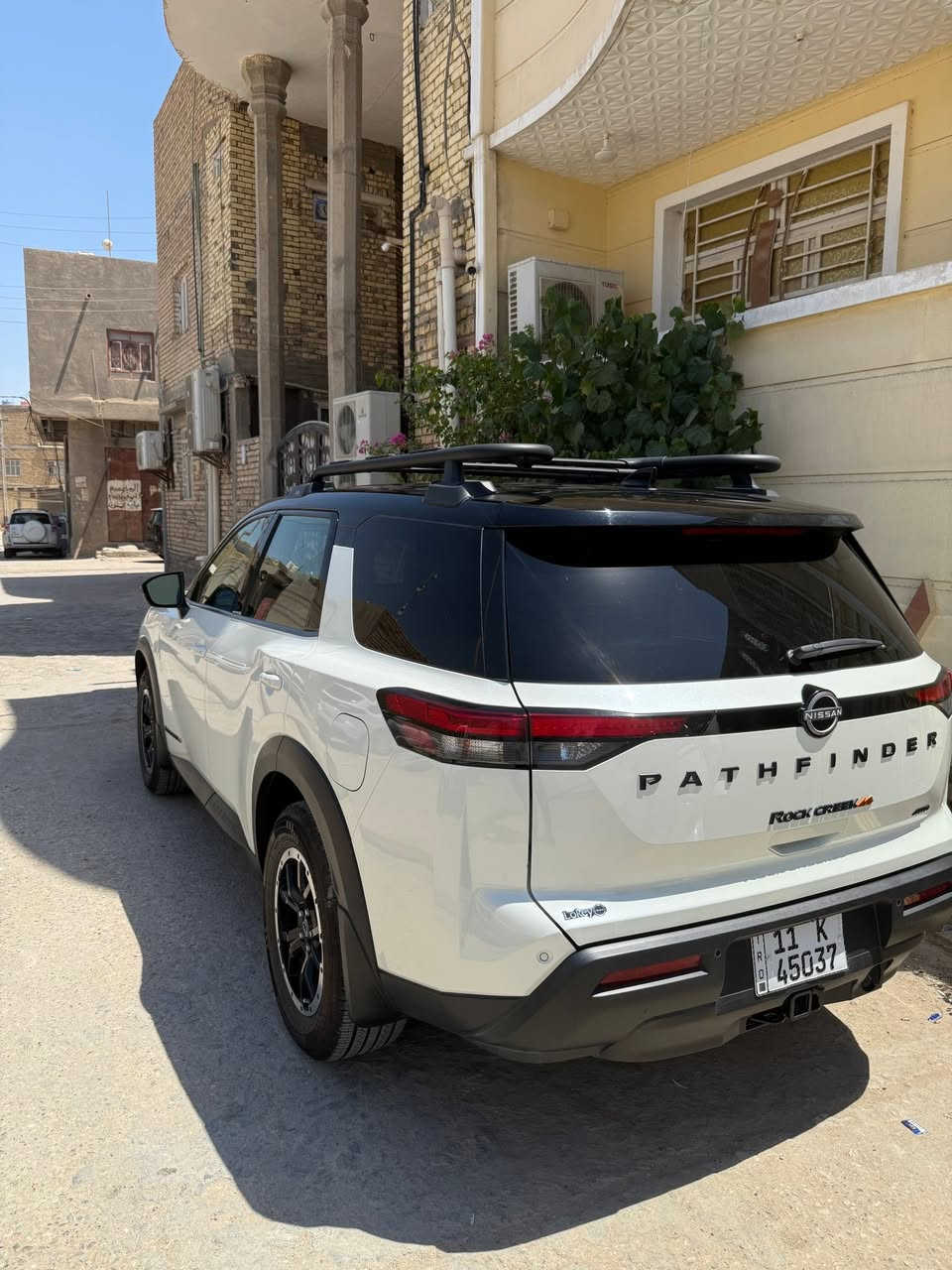 للبيع 🚗✨
Nissan Pathfinder Rock Creek ، 

السياره تقرير غرق مبدل ضفيره كامله ومحرك 

مابيها حادث كفاله عامه 

🔹 الموديل: نيسان باثفايندر روك كريك
🔹 اللون: أبيض سقف أسود
🔹 المحرك: V6 قوي
🔹 ناقل الحركة: أوتوماتيك
🔹 الدفع: رباعي (4WD)
🔹 المقاعد: 7 ركاب
🔹 الداخلية: جلد أسود مع تطريز Rock Creek
🔹 شاشة وسطية + كاميرات + أنظمة أمان حديثة
🔹 السيارة نظيفة جداً من الداخل والخارج 

💰 السعر: ( 295 )
📞 للاستفسار والمعاينة: ( *********** )

