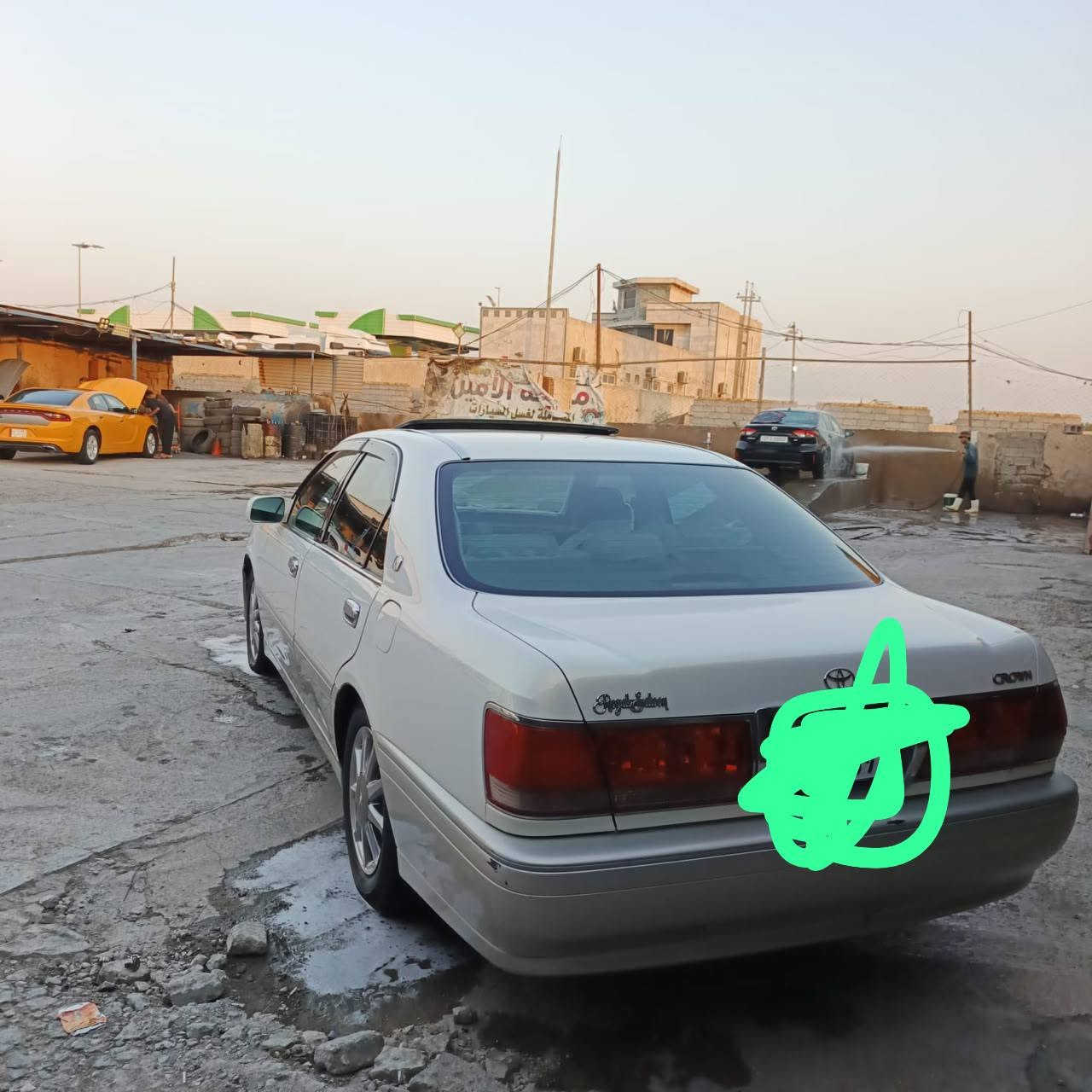 سلام عليكم ملكه موديل 2003 كفالة  عامه
تحويل ثاني يوم رقم بصره انكليزي 
ماشيه 143الف
فول موصفات فتحه قماره
برده سلايد خلفي دكمتين
كير محرك مكفولات حداديه تخم تاير ولك كب 
 برده خلفية تبريد ثلج 🥶
سيارة جاهزة  كهربايات كلها شغالة ما تخسر عليه ربع 
محركه D4 الصغير
السعر 160وبيه مجال للشراي 
العنوان /ذي قار شطره 
التصال ***********
