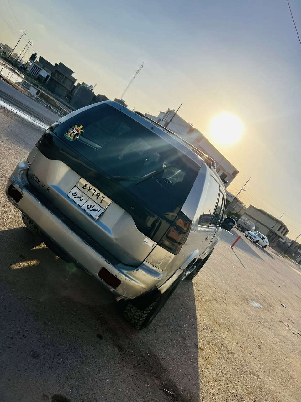 السلام عليكم مستبوشي ناتيفيا للبيع موديل 2000 السيارة كير عادي كير محرك خير من الله السيارة بيها جراد مثل ماموضح عدكم الرقم دهوك شرط التحويل السعر57 وبيها مجال بسيط  مكان السيارة بغداد لاستفسار اتصال او تساب ‭0776 421 1359‬
