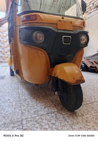 21 للبيع مكاني مدينة الصدر السعر 6700 وبيها مجال مابيها صبغ / رقم وسنو...