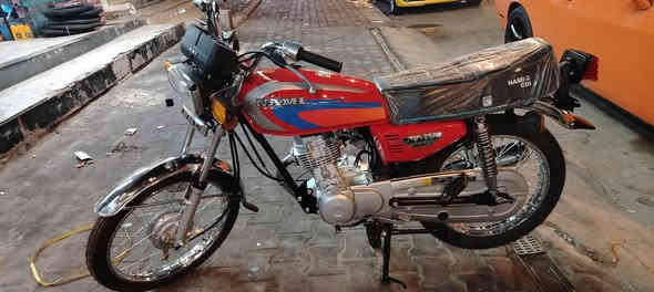 سلام عليكم
دراجات البيع زيرو تعمير كله بلاد نامه شلامجه كفاله
بلاد اصلي ماماشي
تجيب وياك بطل بانزين وتشغل بيدك
عنوان حي رساله شارع ماطور ***********
السعر 1250  مليون وميتين وخمسين وبيه مجال وتدلل
