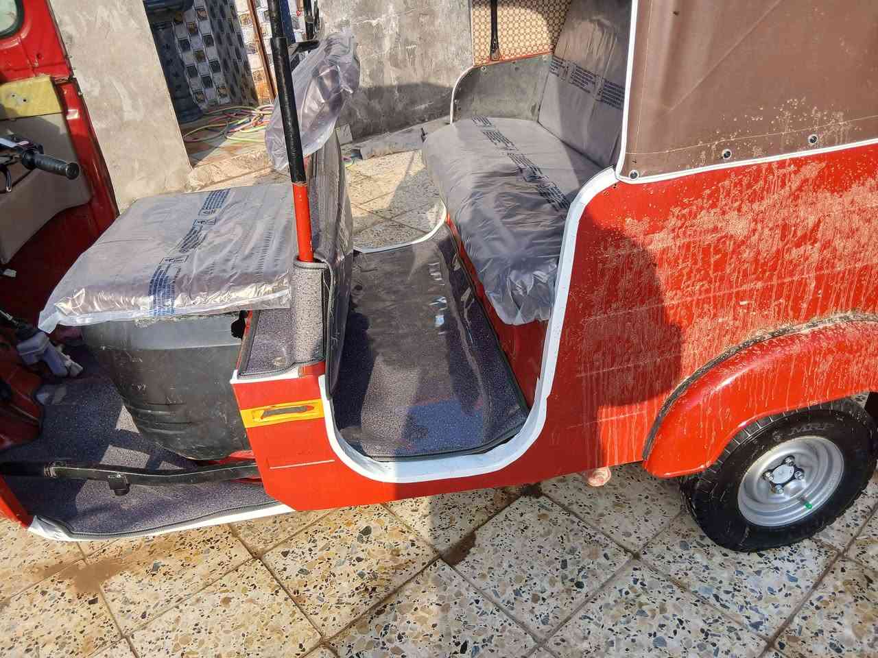 تكتك موديل 18. سنويه الكشره كفاله من صبخ والمعجون المكينه ناعمه لاتنقيص ولاتبخير ي عماره حي شرطه. سعره. 4800. وبيه مجال.   ***********
