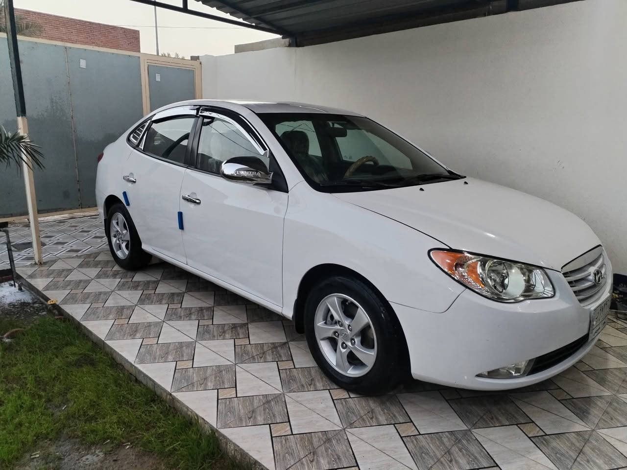 النترا ٢٠١٠ وارد أمريكي
محرك ٢٠٠٠
داخله للعراق كلين
ممشى أمريكا ١٢٢٠٠٠ حسب تقرير كارفكس
بالعراق صار بيه جاملغ السايق تبديل وصبغ
بنيد فقط صبغ وشويه باب السايق
واكو بارد بسيط جاملغ السكن
سياره احلى من الصور مال بيت
سنويه شهر ٧ سنه ٢٠٢٦ تنتهي شرط التحويل
ممشى العراق ٢٣٠٠٠ فقط
ادامه كامله......
السعر ١١٧ وبيه شي بسيط
مكان السياره ديالى ((هبهب)) 
تواصل ***********
