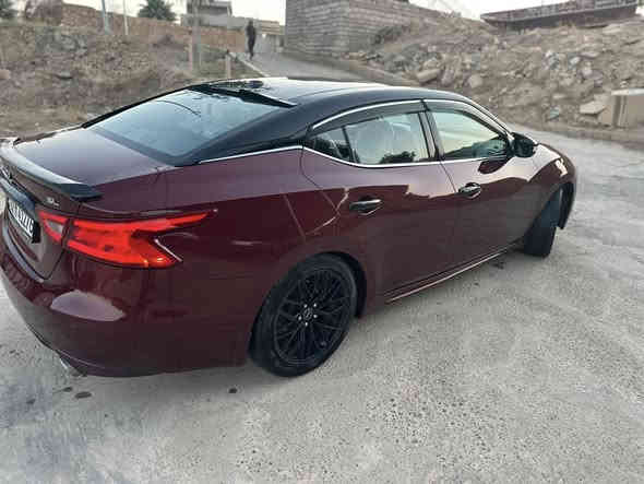 السلام عليكم للبيع نيسان مكزما ١٦ محرك ٦ مامفتوح وگير شرط جاملغ وبنيد صبغ وباب خلفي يمين وجاملغ خلفي يمين كلير بدون حادث 
فول مواصفات بصمه سقف بنراما 
جاهزه للاخير السعر ١٢٦ وبيها مجال مراوس حسب القناعه 
مكان السيارة صلاح آلدين ناحية الزوية 
***********
***********
