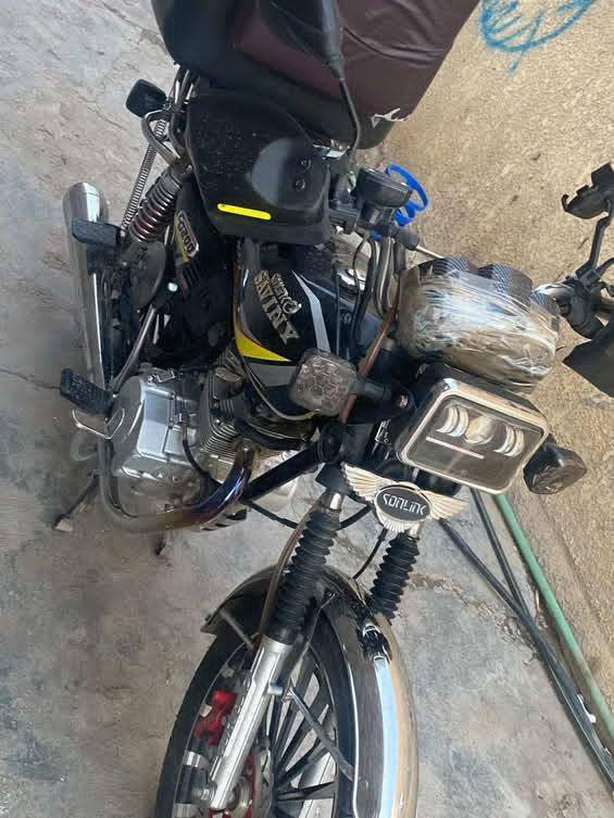 سلام عليكم سونك سيفان 2025 للبيع تواصل واتساب *********** الدراجة اوراقه ضايعه اكفله من لسرقه ومن كلشي 🤎سعر خاص
