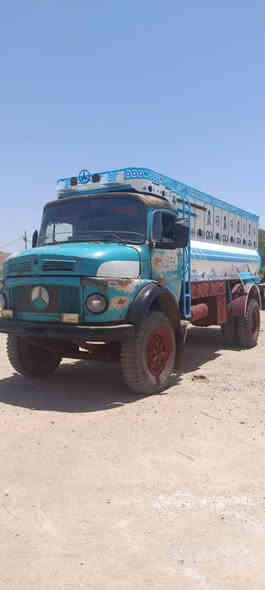 شاصي خام

مكينه ٨٢ جديده

كير وكسن مكفولات

قماره مامصبوغه

بسمي رقم انكليزي((***********))
