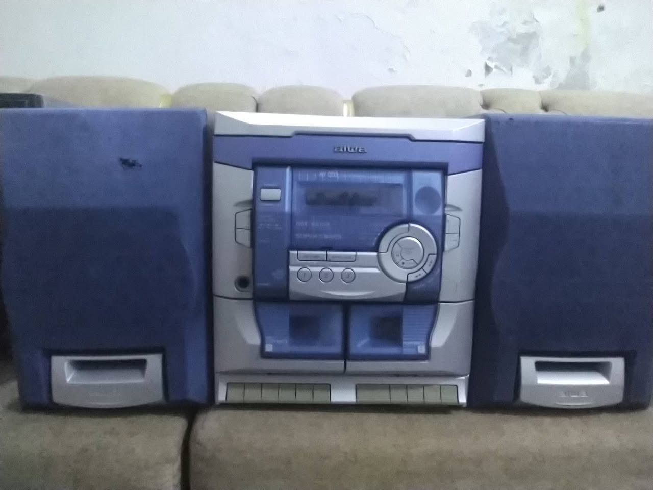 صوتيات منوعه.. دزلي صوره ادزلك السعر والتفاصيل.. جمله مفرد شلعه.. مكاني ديوانيه ***********
