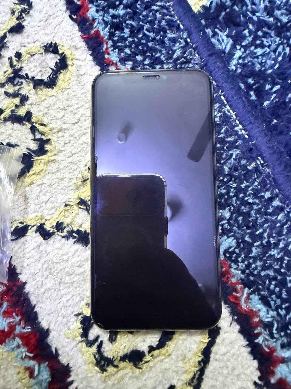 السلام عليكم جهاز أيفون ١١ برو فقط للبيع نضيف جدا شخط ما بي لا مفتوح ولا مصلح بطارية ٧٤ ذاكرة ٢٥٦ السعر ٢٥٠ وبي مجال بسيط العنوان بغداد الرشاد الرقم ***********
