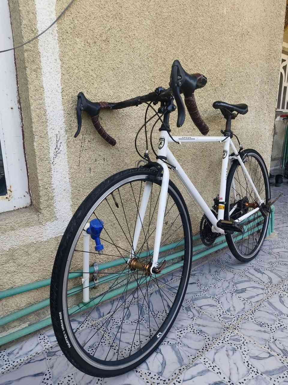 السلام عليكم
بايسكل رياضي كلش نظيف و  تايرات جديده كلشي بي شغال
مكاني حله
السعر 160 بي مجال الشراي يجي عل خاص


**إذا كنت صاحب هذا الإعلان وتريد حذفه لأي سبب، رجاءا أرسل رسالة إلى الدعم الفني**