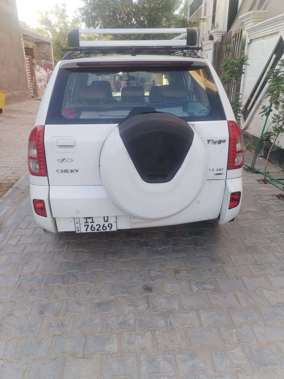 نتيكو للبيع ٢٠١٢ نضيفه رقم بغداد تبري شغال كير او محرك نضفات سنويه او هزه جديده سياره حلوه مال جني مبايل وتساب *********** سعر ٤٨ بيه مجال
