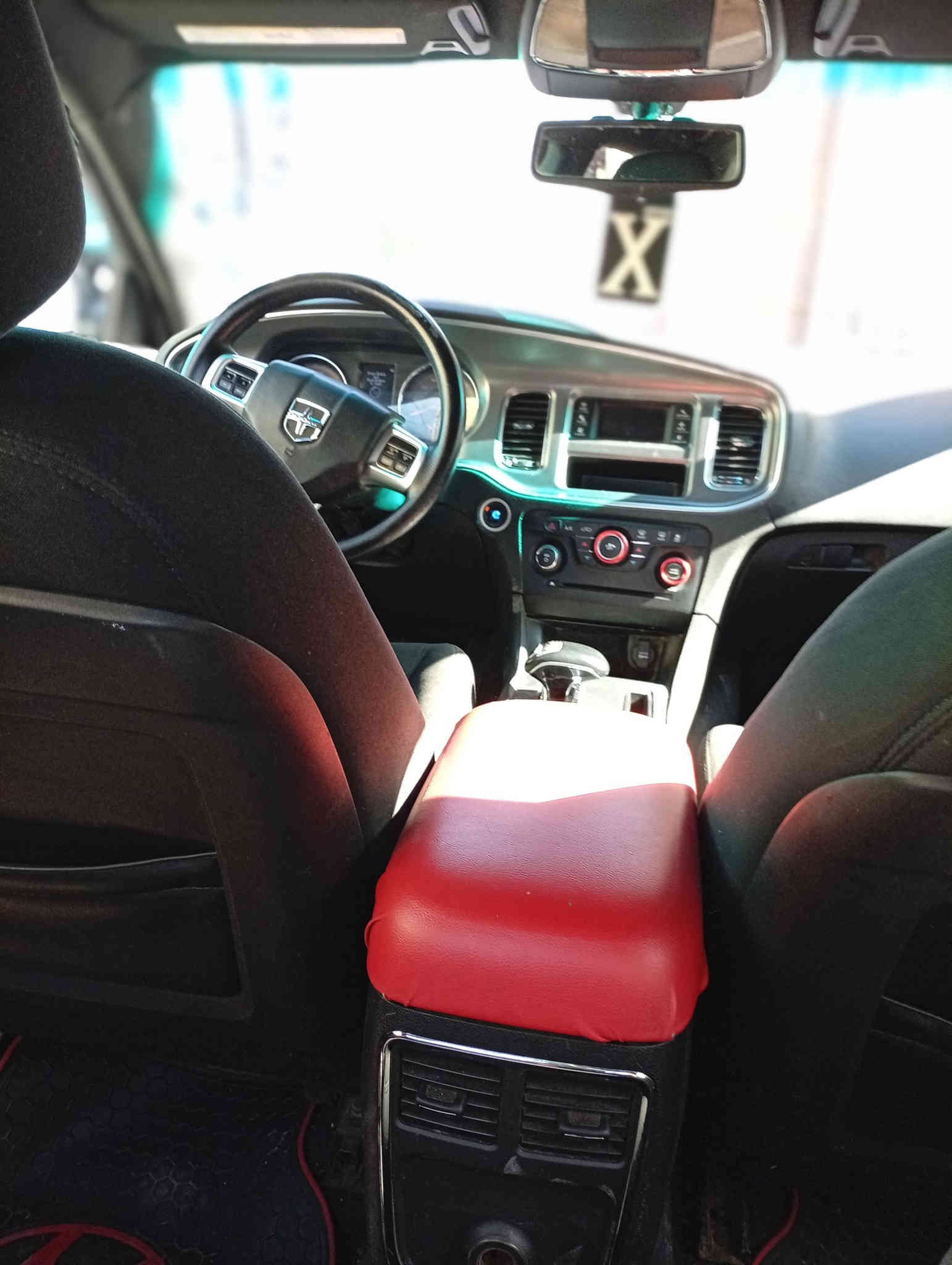 بسم الله جارجر ادوات مديل14 كير ماوس 8نمر محرك3600 متوم طبق الاصل شمالي كص قماره فقط قطعتين تبريد بصمه تشغيل  ويل كب18 باتري جديد سبير شركه تبريد ثلج تدفئ كهربائيات شغاله كلها ماشيه60الف بس السعر60معه مجال ***********
