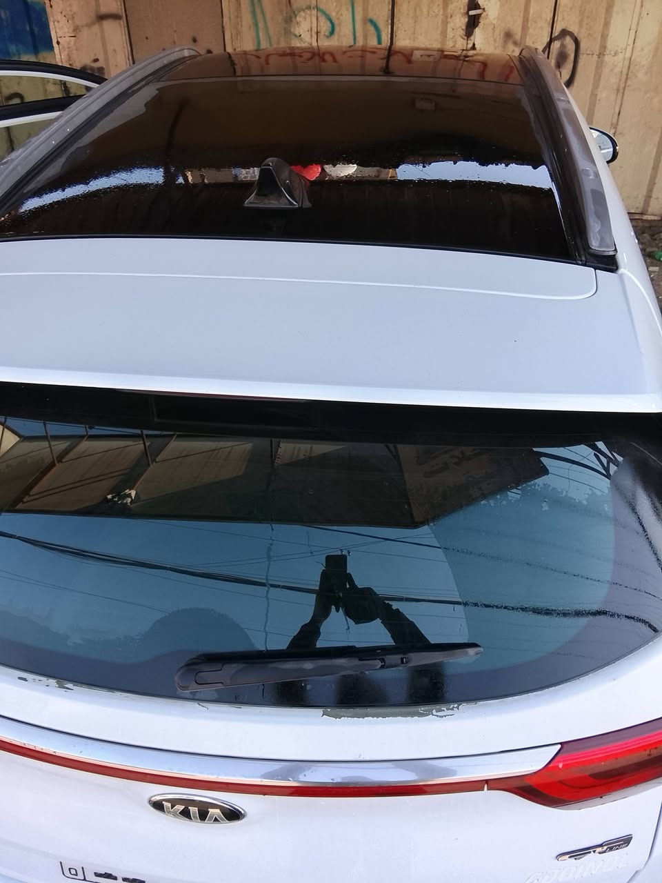 سبورتج للبيع سياره مكفوله ماعده الموضح بسونار ماشيه ميه اوستين موديل 16 %***********  السعر 160اوبيهه مجال
