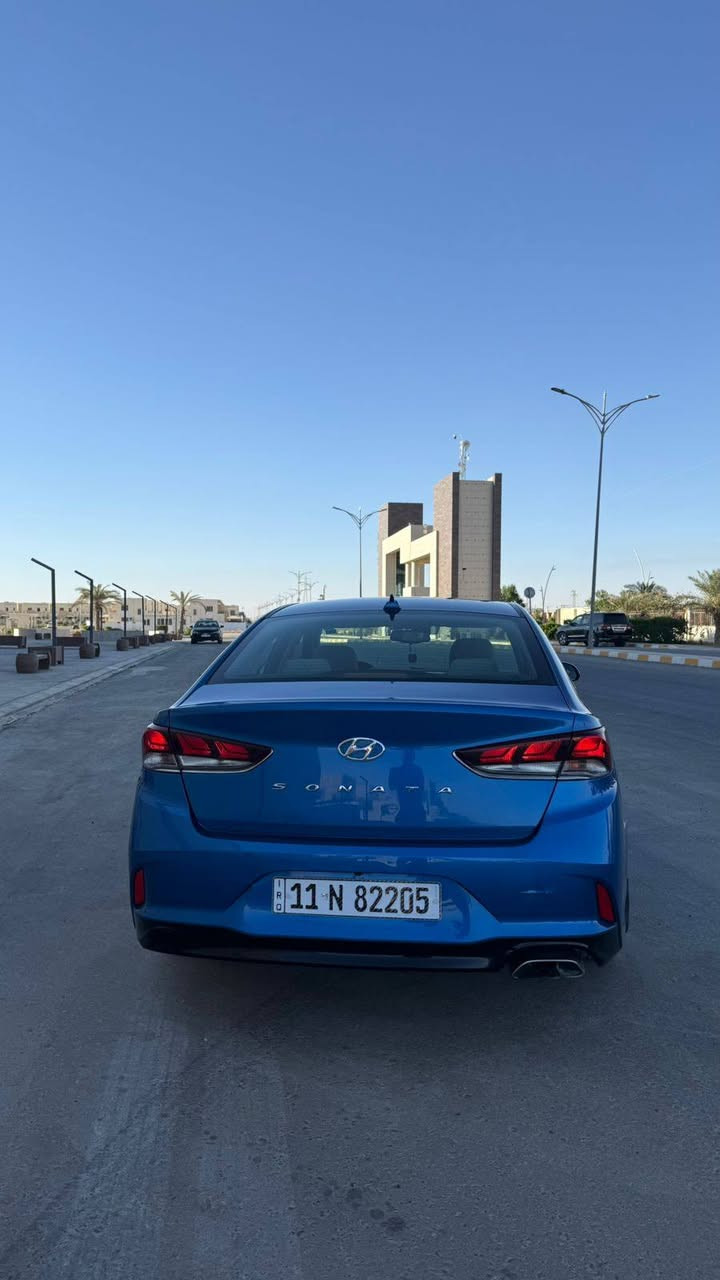 سلام عليكم سوناتا 2019 للبيع السياره فوول عده الفتحه تحكمات ستيرن حساسات تدفئه تبريد مكينه 2400 وحادثها دعاميه اماميه كما موضح بالصور والسونار موجود السعر ١٤٠ وبيها مجال السياره ماشيه 72m مكان السياره بغداد البلديات ***********
