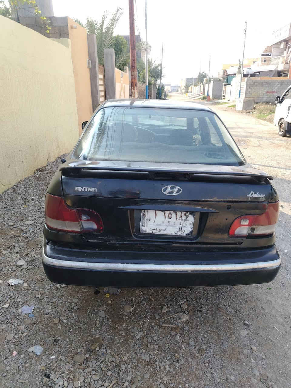 سلام عليكم  سياره لنتره دمعه موديل 95 تريد تحويل تريد وكاله حلوه سفسار عله هذه رقم***********
