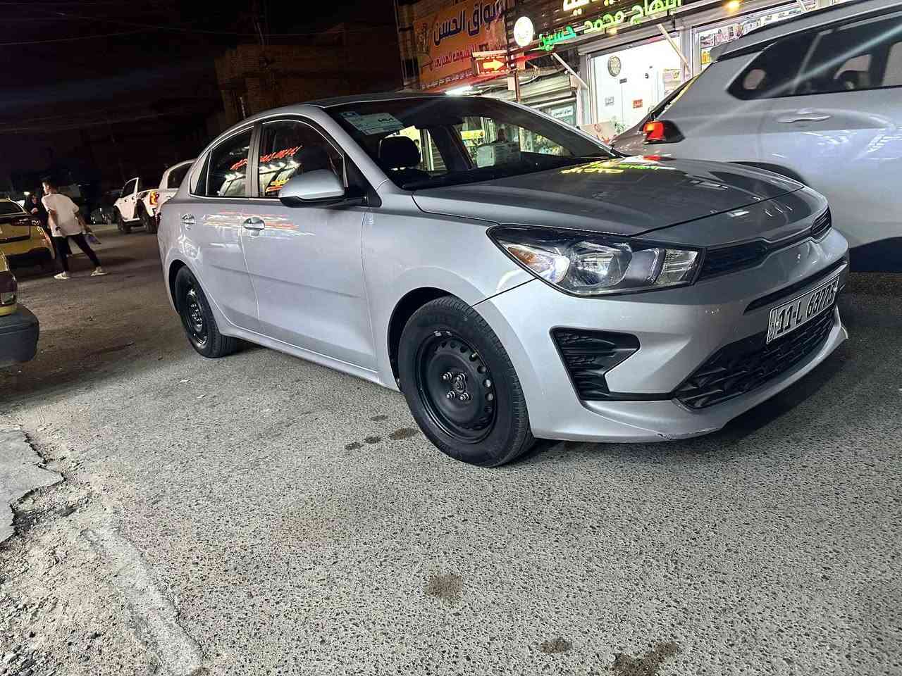 كيا ريو مديل 22 صبغ فقط جاملغ وبارد بل باب حادث موضح بل صور محرك دوش دبل نوزل 1600 ماشيه 56 الف ميل السياره بأسمي السعر 123 وبيهه مجال بسيط مكاني بغداد الجديده هاتف ***********
