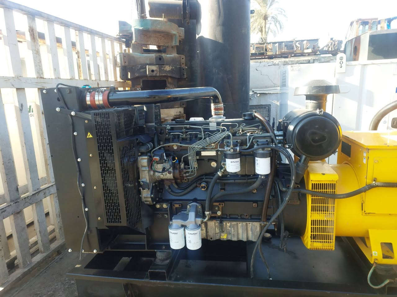 مولد١٥٠كيفي بيركنز٦بستم انكليزي اصلي اخت جديداتصل***********
