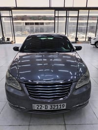 كرايسلر ٢٠٠ • محرك ٣٦٠٠ • مكيف ثلج
