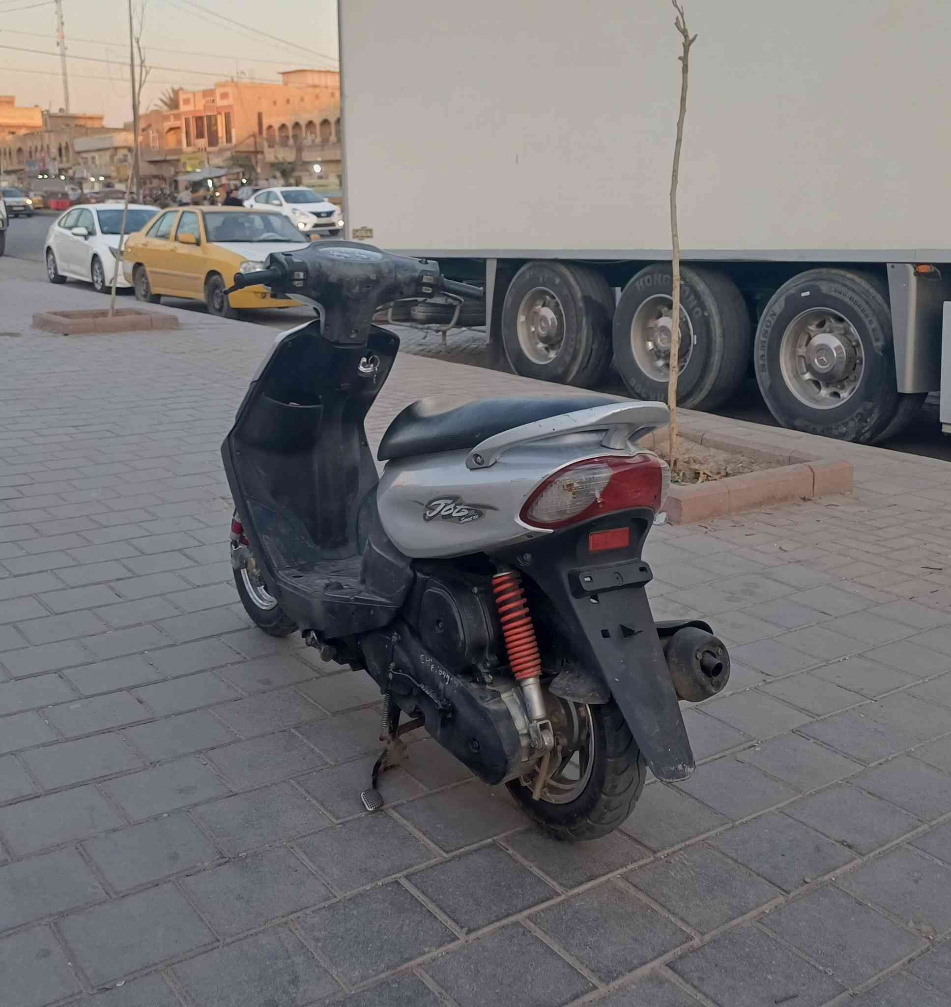 سلام عليكم للبيع ماكس قجمه مكيتنه بلاديه كله ومختمه كله ييه ويل كب اصلي سلف وهندر ع فحص السعر 550 بيه محال السكن بغداد حي البنوك ***********
