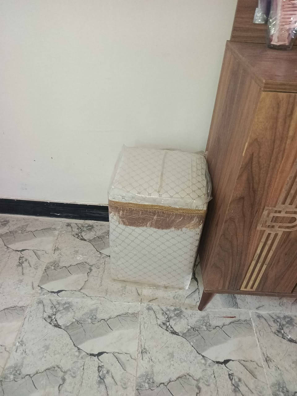 غرفه تركيه 6قطع ب 550وبيها مجالل مستعجل. كربلاء, العراق


**إذا كنت صاحب هذا الإعلان وتريد حذفه لأي سبب، رجاءا أرسل رسالة إلى الدعم الفني**