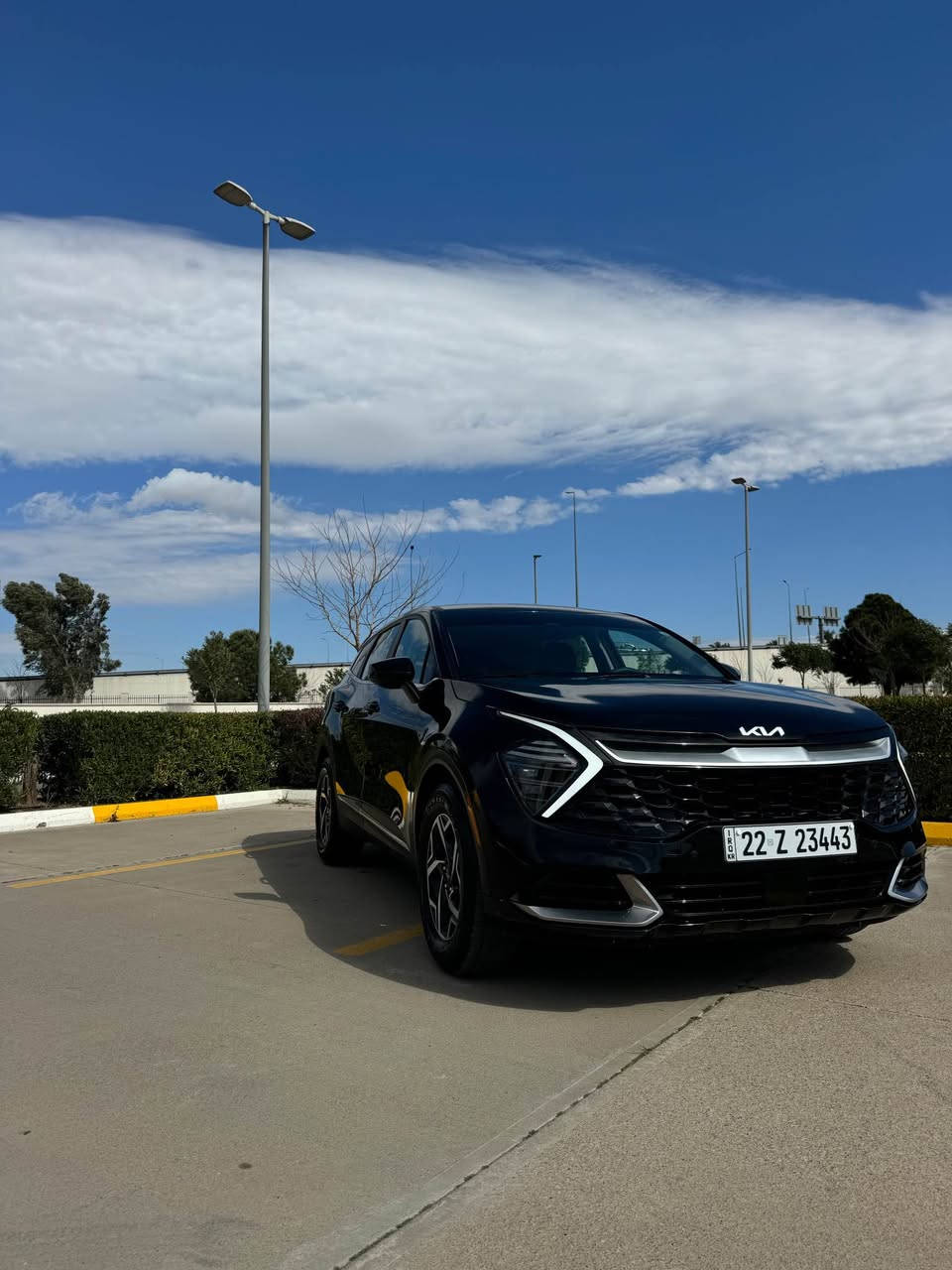 السلام عليكم 
كـيا سبورتج LX - 2024
رقم أربيل ترقيم جديد 
لسيارة جديده وجاهزة
ماشية فقط 15 ألف
بالعافية ع الياخذها 
جاملغ وربع بوند صبغ 
بدون اي دواخل 
المواصفات نص فول
هاند بريك دكمه كهرباء
قطعتين تبريد 
تبريد بيانو
درايف مود
انضمة قيادة
شاشة كاربلاي
كيجات الكترونيه
4 مودات
كروز سرعه
رادارات
رادار مري
كشنات مخمل
لايت وبگ لايت لد
اوتو هولد
مانع انزلاق
نظام abs
وهواي مواصفات ممذكوره
السعر 
182
موبايل 
*********** أربيل, العراق
