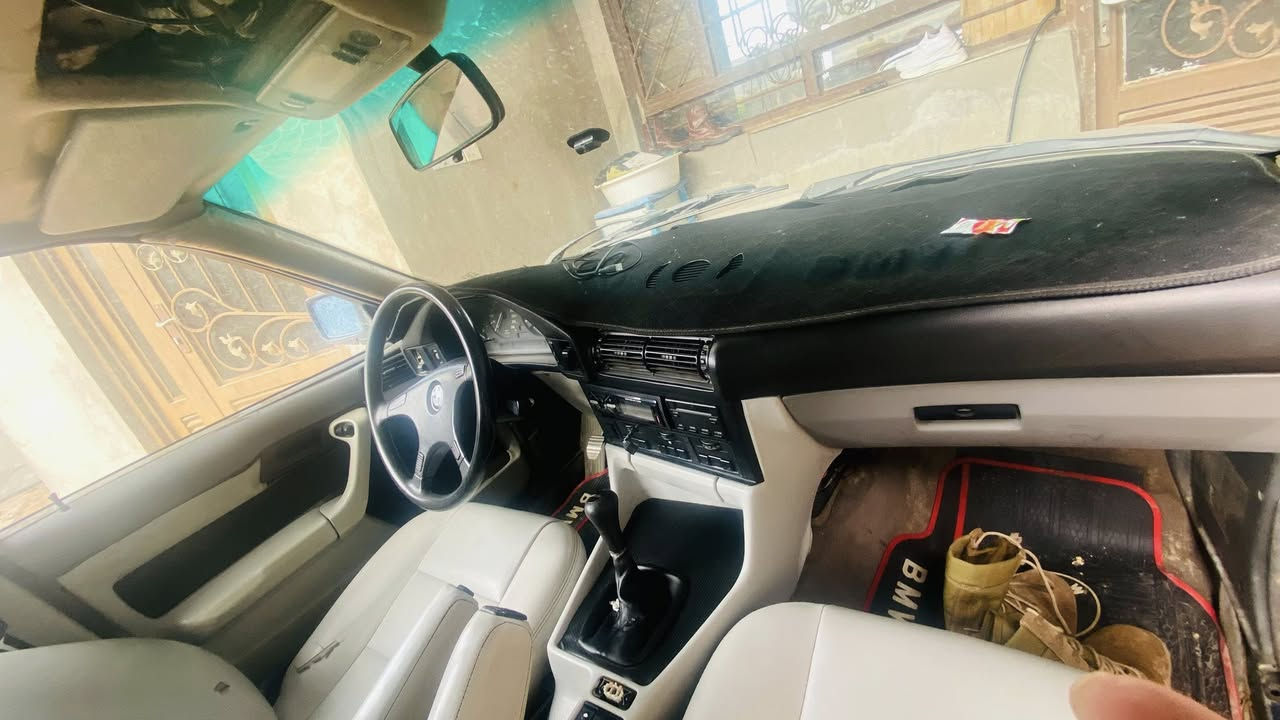 525 i
محرك نفتوح

كير عادي نمرة طويلة

تبريد تدفئة كهربائيات شرط بدون جطل 

دواخل جديدة دوشمة اوف وايت 

لايتات جديدة

محرك لاتقيص لاتبخير

صدر امامي خلفي جديد

بدون ضربة قوية سيارة بدون اي نقص

فقط يحتاجلهه بوليش 

والدعامية الخلفية موجود

رقم ديالى الماني بعد سنة يصقط 

صاحبه الشرعي جيراني 

بيهه كوبون بانزين 

شرط التحويل التحويل 

مكاني ديالى خانقين

***********

45$بي مجال
