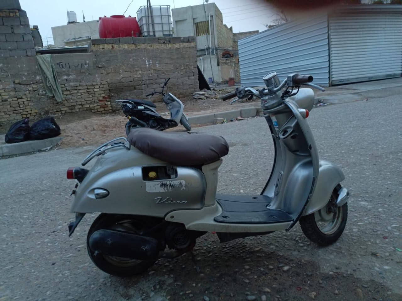 السلام عليكم دراجه البيع عبد الحليم دراجه نضيفه وما مفتوحه بس هسه عطلت مدري شبيها كهربائيات شغاله رايده ب175 مكاني ميسان


**إذا كنت صاحب هذا الإعلان وتريد حذفه لأي سبب، رجاءا أرسل رسالة إلى الدعم الفني**