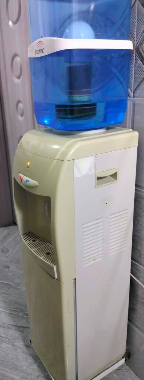 ثلجه للبيع وضع شركه السعر 125 تجميد فول
ثلجه وضعيه شركه  75 وبيهم مجال  

 0772 566 5215
