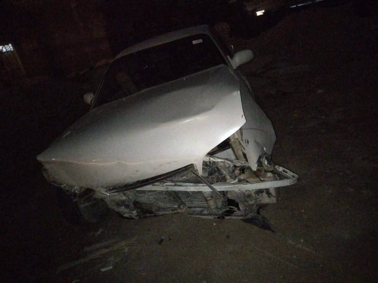 سياره مارك نفخ للبيع علما ان سياره نقل جثه/محرك  وكير جدد ونجي البصره كزيزه (السعر20)***********)
