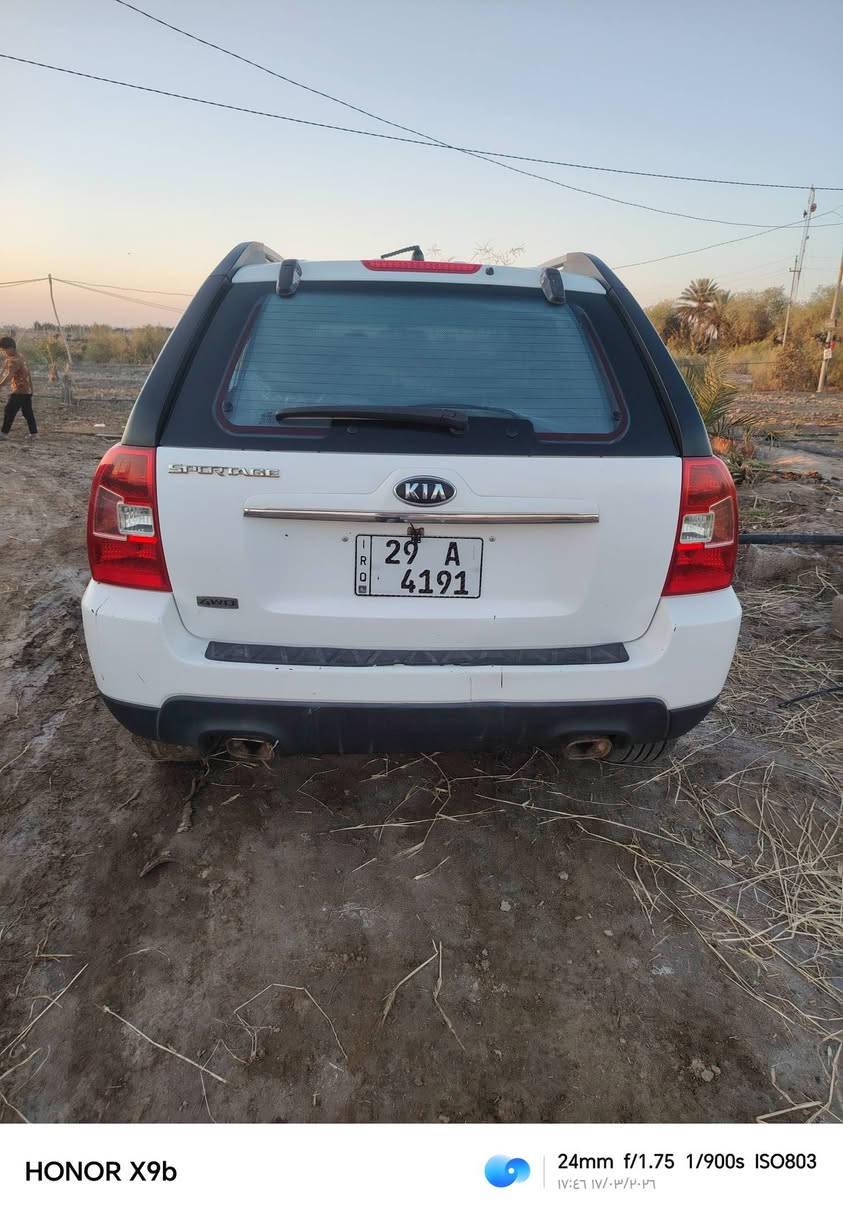 سبورتج ٢٠٠٩ خليجي مكفولة كفالة عامه من الدعاميه للدعاميه
محرك كير حدادية جديدة جدا
تخم تاير جديد جدا
باتري جيد جدا
ترايك وين ماتريد
رقم واسط باسمي
تبريد ثلج
تدفئه نار
كهربائيات كلها تشتغل
حدادية جديدة
شاشة وكاميرا 
المكان ذي قار قضاء الرفاعي
السعر ١٣٠
الاتصال 
*********** او ***********
