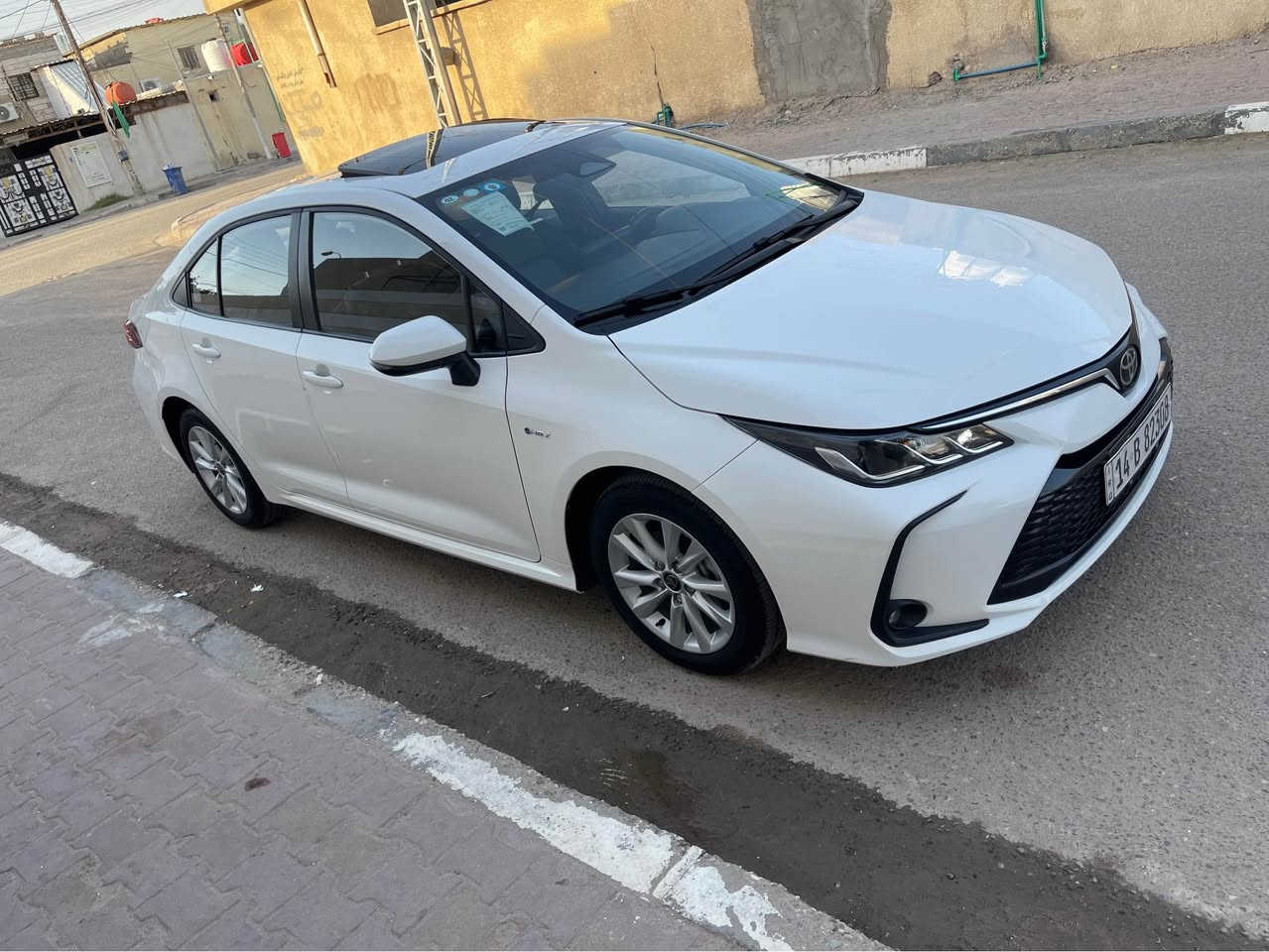 كورلا 2025 ماشيه 10 الاف رقم بصره حره 
كفاله عده صبع بارد السعر 155 
رقمي *********** البصرة, العراق
