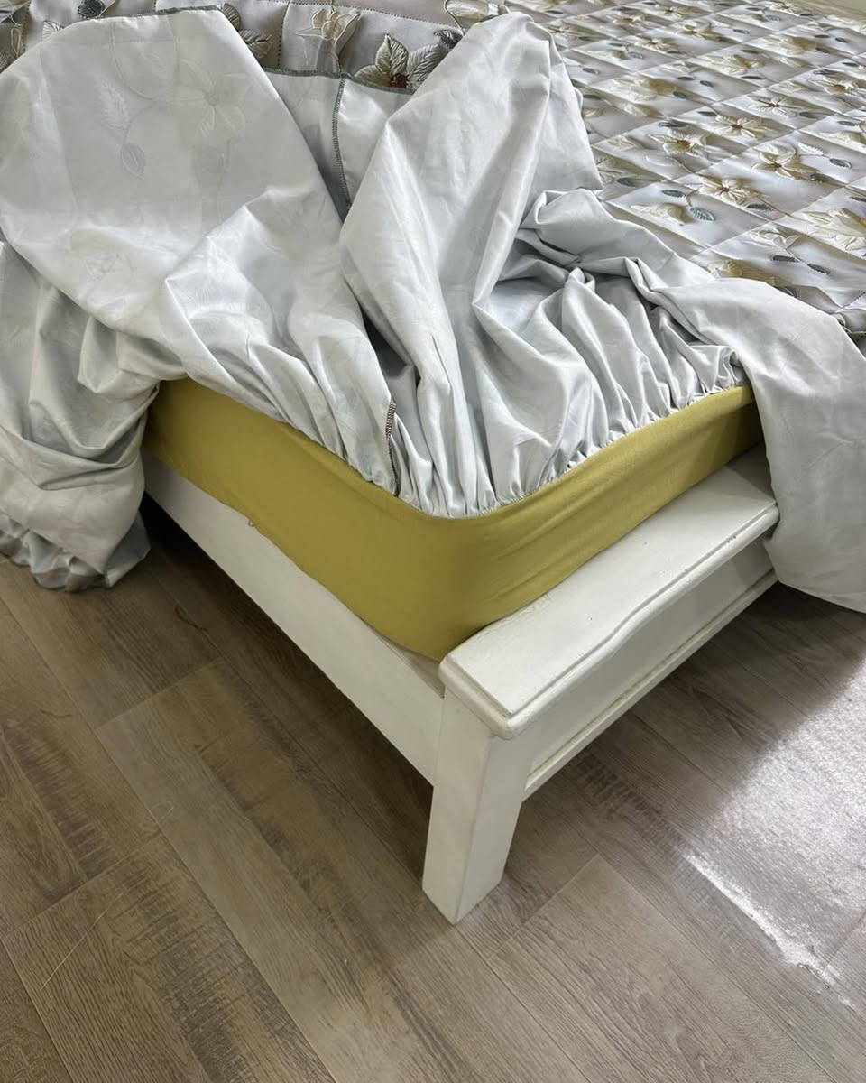 فرشه همايون باكستاني ضمان سنتين 
كشكش ثلاث جهات 
السعر 30 توصيل 5 لكل محافظات العراق
متوفر منها 20 لون


**إذا كنت صاحب هذا الإعلان وتريد حذفه لأي سبب، رجاءا أرسل رسالة إلى الدعم الفني**