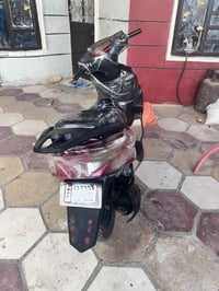 للبيع اتصال ٠٧٨٢٧٧٩٨٨٧٠