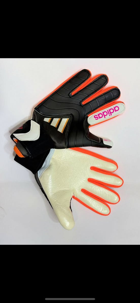 كف حارس كوالتي عالي سعر القطعه ب 22 الف و يوجد توصيل لكل محافظات العراق بسعر 3 الاف للحجز والاستفسار التواصل مع الرقم *********** واتساب أو مراسلة الصفحة
