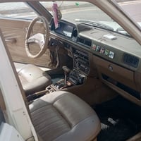 للبيع كورونا موديل 80 سياره باسمناء كامله السعر 38 وبيها مجال عنوان بغ...