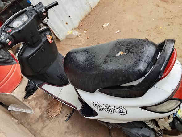 سلام عليكم دراجه فراشه لبيع فول نضافه مفتوحة مره وحده
نكره سلف لايت عالي ناصي زنون
بريكان شغاله ودبلات وتايرات زوج

‏‪***********‬‏
