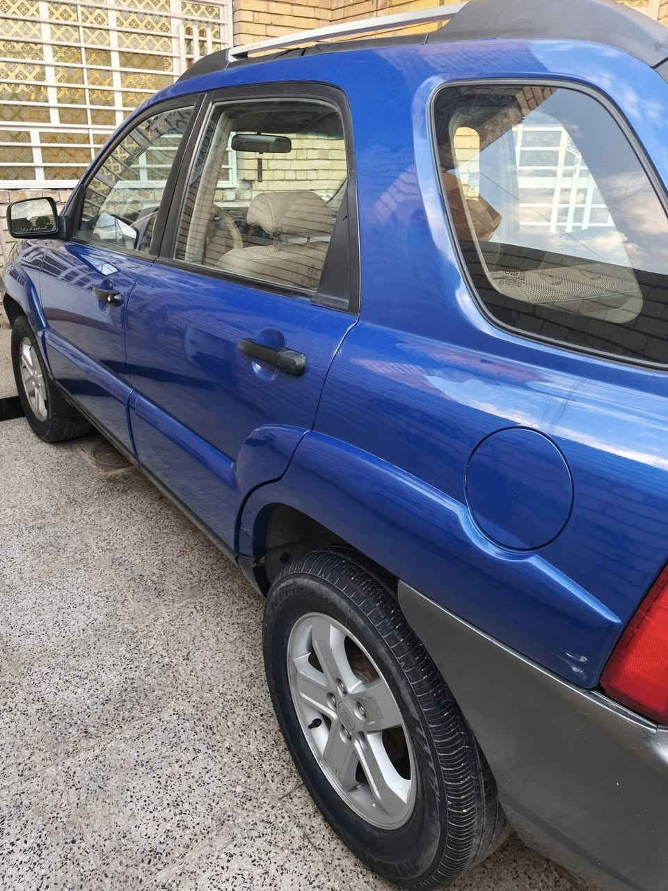 السلام عليكم
سبورتج خليجي 
2009
ادوات ادوات 
متؤمة طبق الأصل 
كص

كير مكينة كفالة

حداديه تخم تاير 

تتفئه تبريد جيد 

سيارة وضع شركة

مال جناي متعوب عليه 
عنوان سيارة صلاح الدين بلد 

اخوان شراي اتصل وبخدمتك 
مو شراي ادعيلنه برزق 
لا تعبني ولا اتعبك 
0782826996
***********
@إشارة
